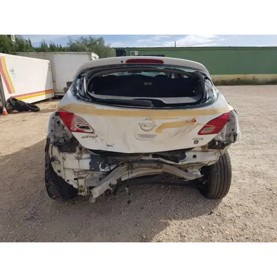 OPEL ASTRA J LIM. '2015 SELECTIVE BLANCO