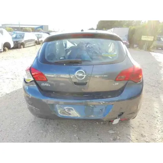 OPEL ASTRA J LIM. '2010 COSMO GRIS OSCURO