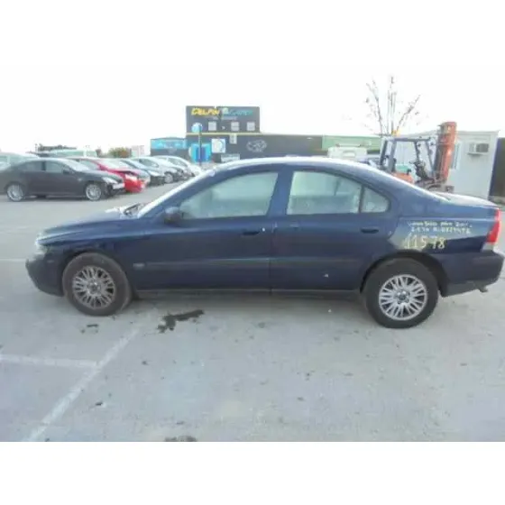 VOLVO S60 BERLINA '2003 2.4 D AZUL