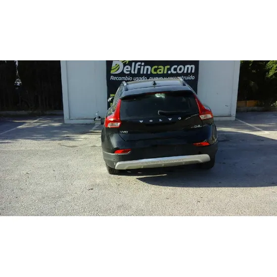 VOLVO V40 CROSS COUNTRY '2015 MOMENTUM NEGRO