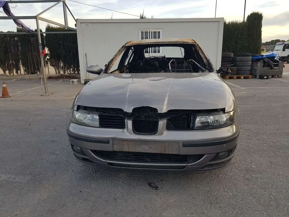SEAT LEON (1M1) '2005 SIGNO GRIS OSCURO