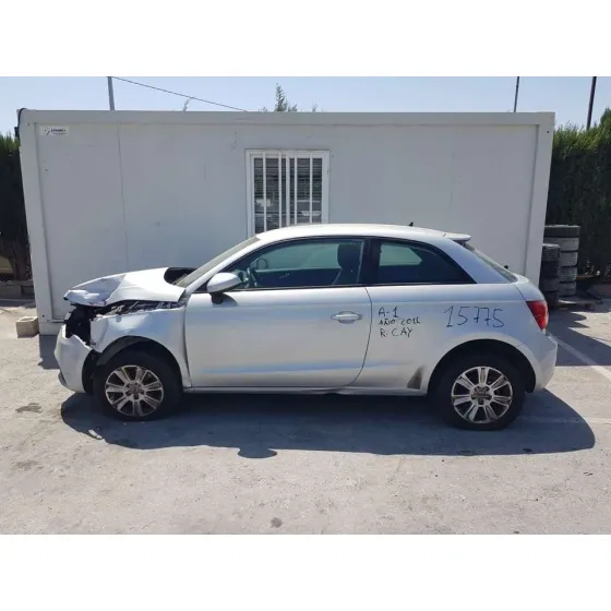 AUDI A1 (8X) '2011 AMBITION GRIS