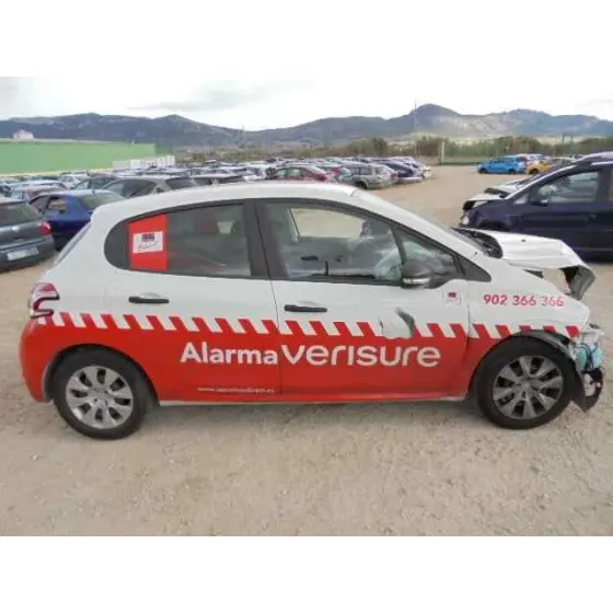 PEUGEOT 208 '2013 ACCESS BLANCO-ROJO