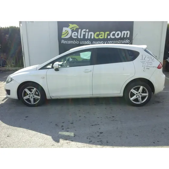 SEAT LEON (1P1) '2010 REFERENCE BLANCO