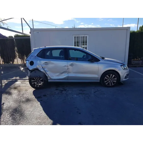 VOLKSWAGEN POLO (6R1) '2015 ADVANCE GRIS