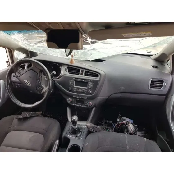KIA CEE'D '2014 DRIVE BLANCO