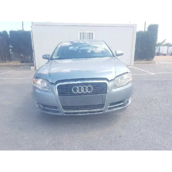 AUDI A4 BERLINA (8E) '2005 2.0 TDI 16V (103KW) GRIS
