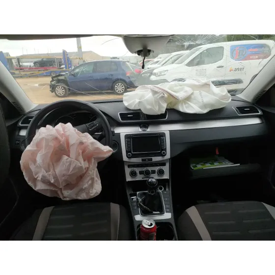 Volkswagen PASSAT B7 (362) 2010
