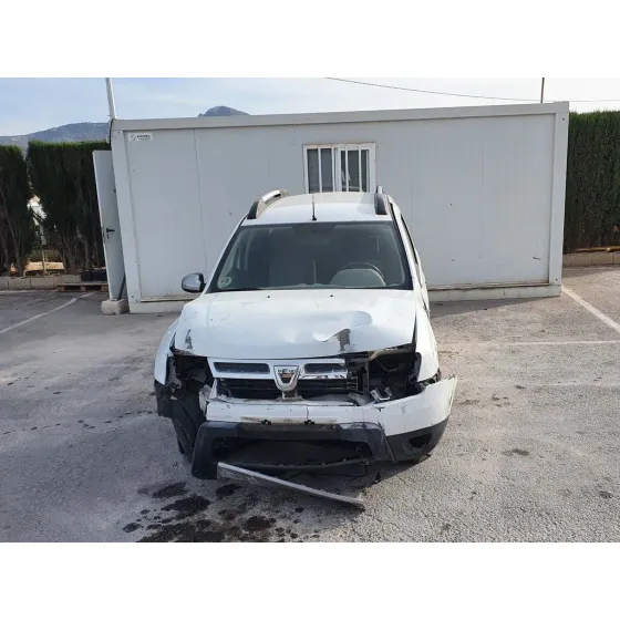 DACIA DUSTER '2013 LAUREATE 4X2 BLANCO