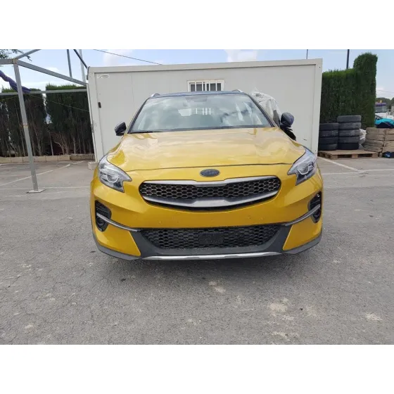 KIA XCEED '2019 DRIVE DORADO
