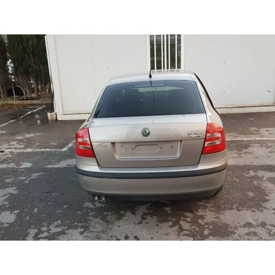 SKODA OCTAVIA BERLINA (1Z3) '2007 ELEGANCE GRIS