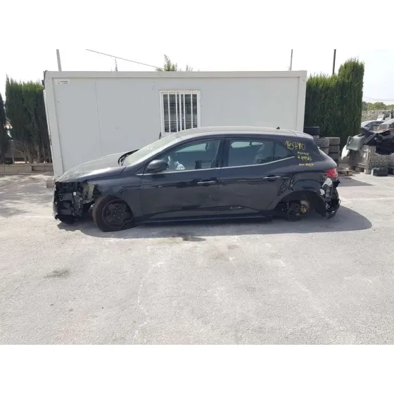 RENAULT MEGANE IV BERLINA 5P '2017 BUSINESS NEGRO