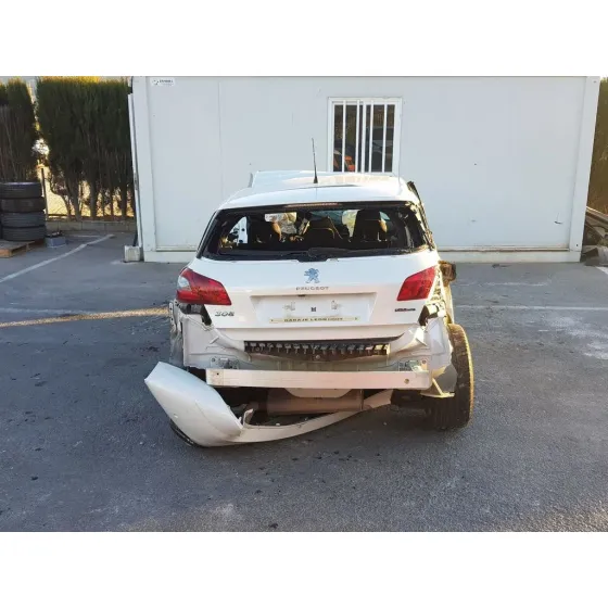 PEUGEOT 308 '2019 GT LINE BLANCO