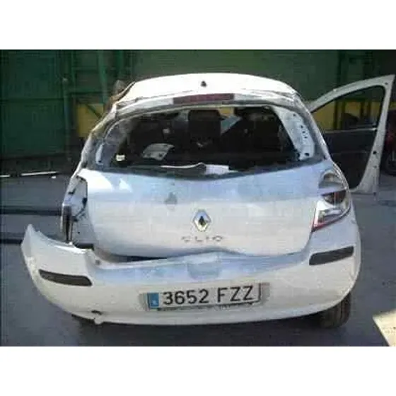 RENAULT CLIO III '2005 1.5 DCI DIESEL BLANCO