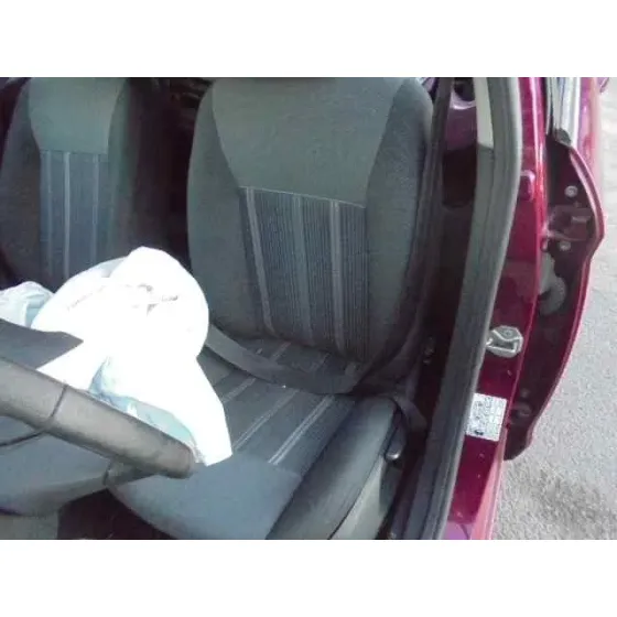 FORD FIESTA (CB1) '2009 AMBIENTE MORADO