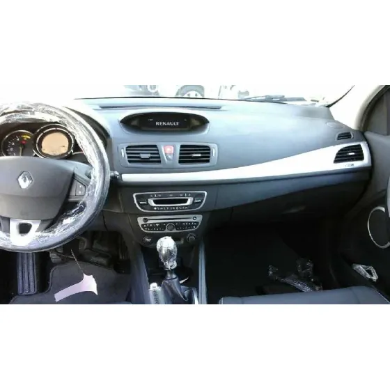 RENAULT MEGANE III COUPE '2009 DYNAMIQUE BLANCO