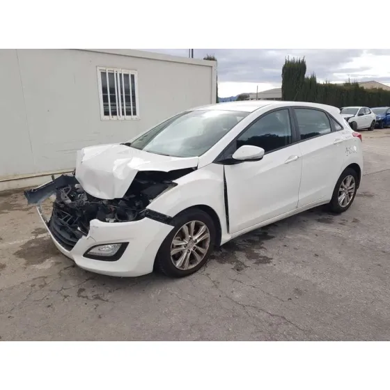 HYUNDAI I30 (GD) '2013 CLASSIC BLANCO