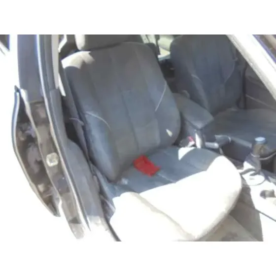 RENAULT MEGANE II CLASSIC BERLINA '2005 CONFORT DYNAMIQUE NEGRO
