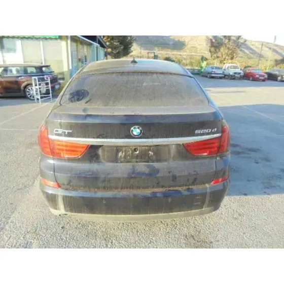 BMW SERIE 5 GRAN TURISMO (F07) '2012 520D AZUL