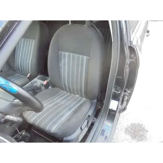 FORD FOCUS TURNIER (CB4) '2010 TREND NEGRO