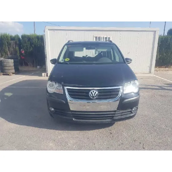 VOLKSWAGEN TOURAN (1T2) '2010 TRAVELLER BLUEMOTION NEGRO