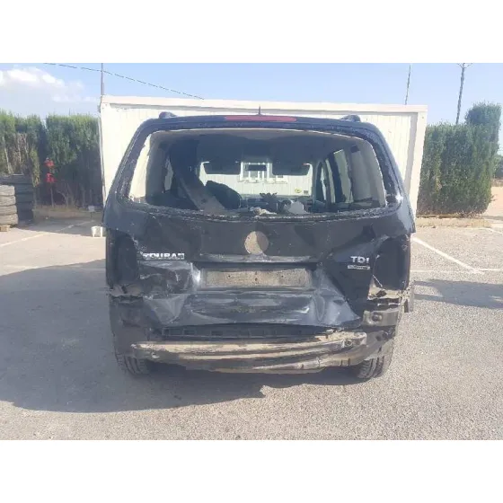 VOLKSWAGEN TOURAN (1T2) '2010 TRAVELLER BLUEMOTION NEGRO
