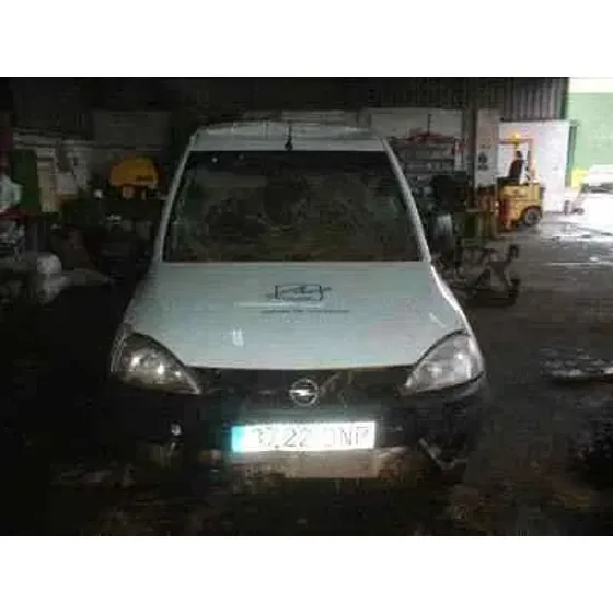 OPEL COMBO (CORSA C) '2002 1.3 16V CDTI BLANCO