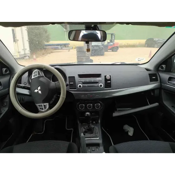 MITSUBISHI LANCER SPORTBACK (CX) '2010 INVITE BLANCO