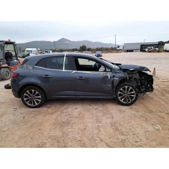 Renault MEGANE IV HATCHBACK (B9A/M/N_) 2015