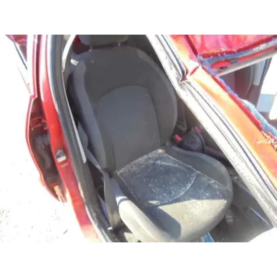 PEUGEOT 206+ '2012 BASICO ROJO