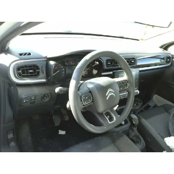 CITROEN C3 '2017 FEEL BLANCO-ROJO