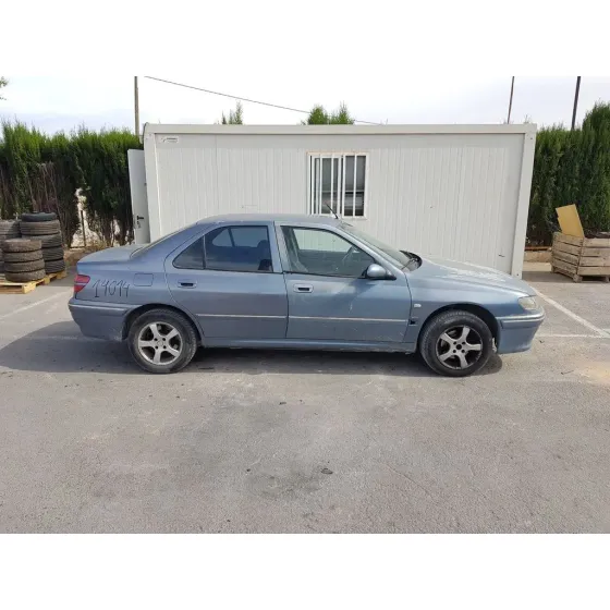PEUGEOT 406 BERLINA (S1/S2) '2000 SRDT AZUL CLARO