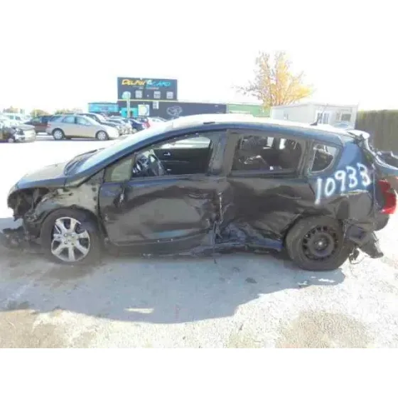 PEUGEOT 3008 '2015 ACCESS GRIS OSCURO