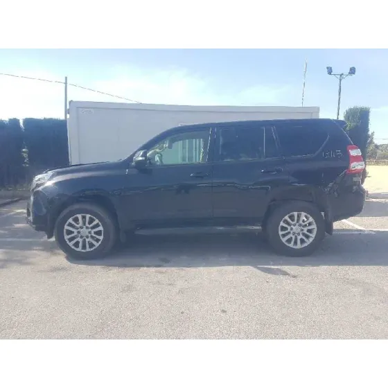 TOYOTA LAND CRUISER (J15) '2016 2.8 CAT NEGRO