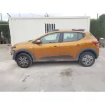 DACIA SANDERO '2022 STEPWAY DORADO OSCURO