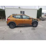 DACIA SANDERO '2022 STEPWAY DORADO OSCURO