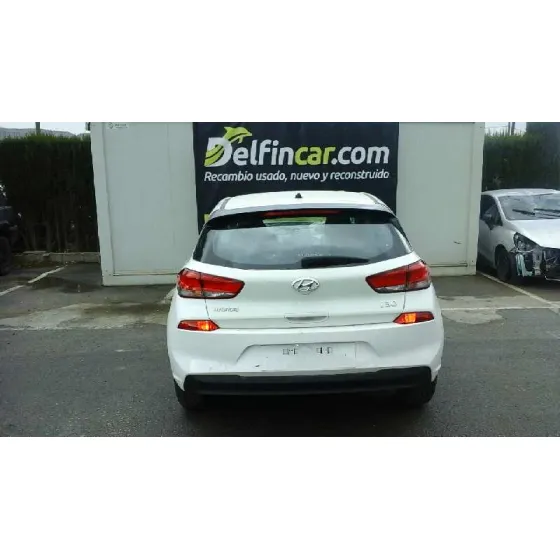HYUNDAI I30 (PD) '2017 KLASS BLANCO