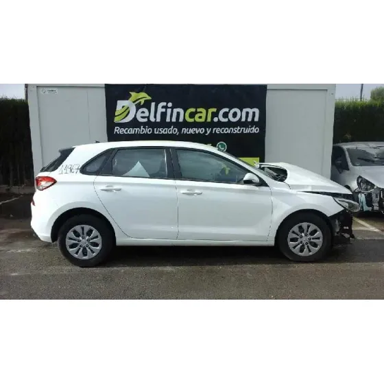 HYUNDAI I30 (PD) '2017 KLASS BLANCO