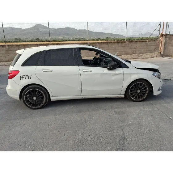 Mercedes-Benz CLASE B SPORTS TOURER (W246, W242) 2011