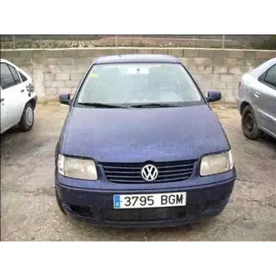 VOLKSWAGEN POLO BERLINA (6N2) '1999 1.4 TDI AZUL