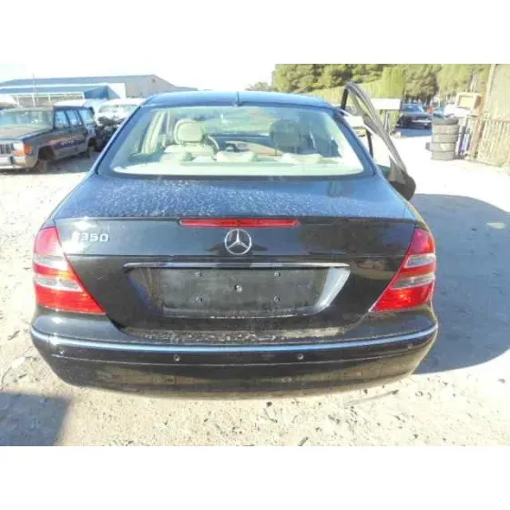 MERCEDES CLASE E (W211) BERLINA '2005 E 350 (211.056) NEGRO