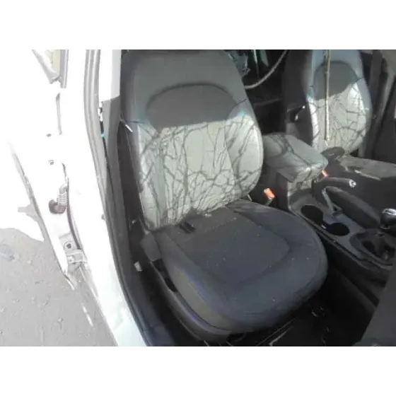 HYUNDAI IX35 '2014 STYLE 2WD BLANCO