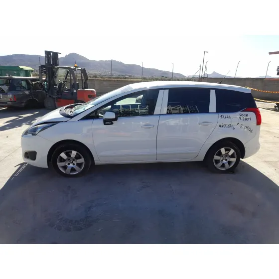 Peugeot 5008 (0U_, 0E_) 2014