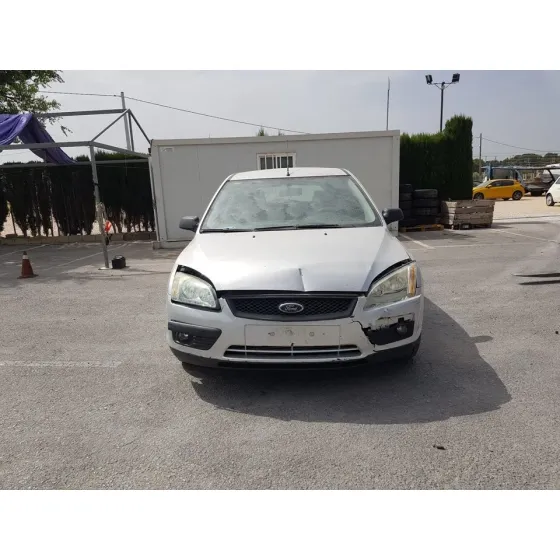 FORD FOCUS BERLINA (CAP) '2005 AMBIENTE (D) GRIS