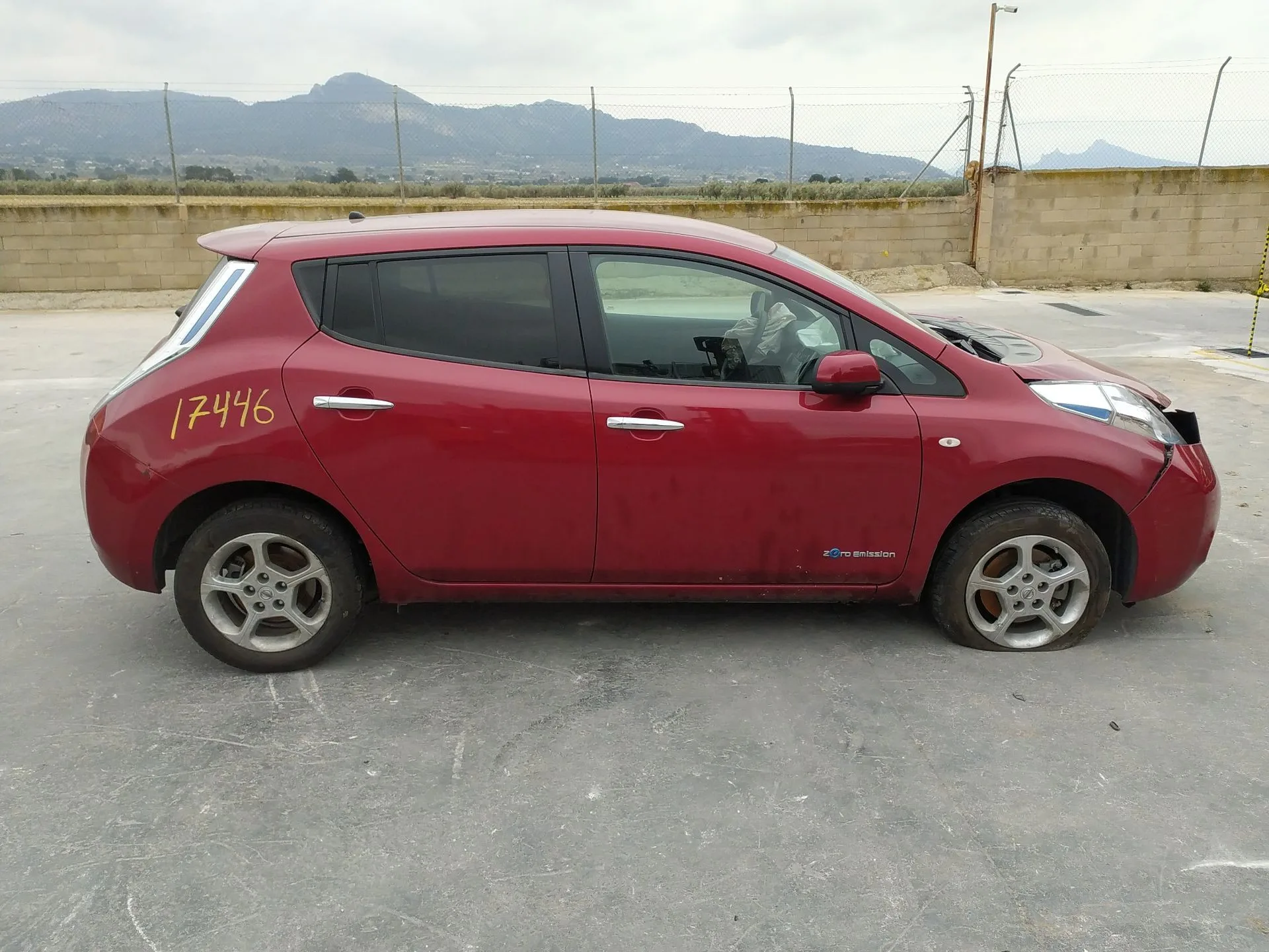 Nissan LEAF (ZE0) 2010