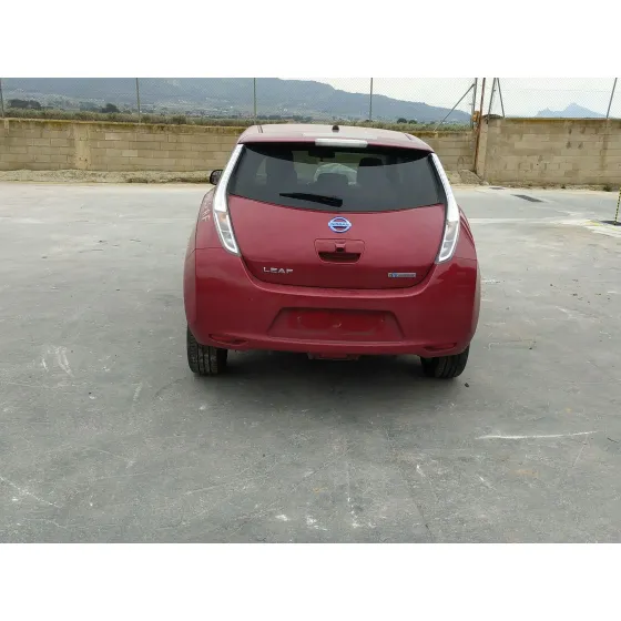 Nissan LEAF (ZE0) 2010