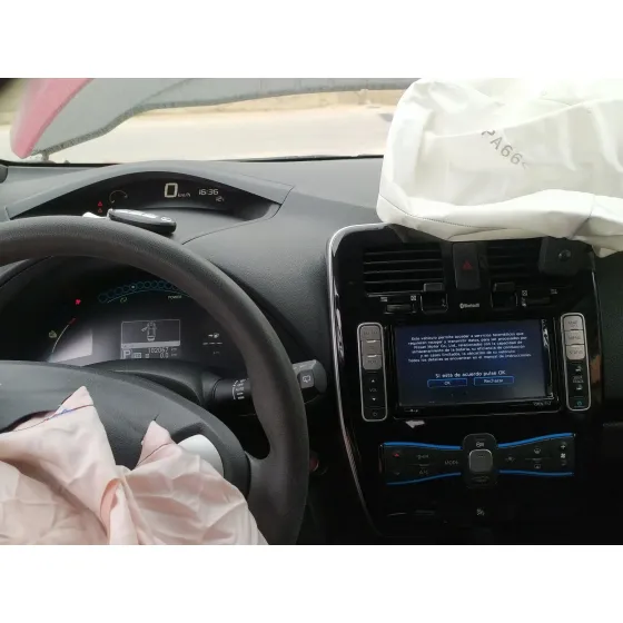 Nissan LEAF (ZE0) 2010