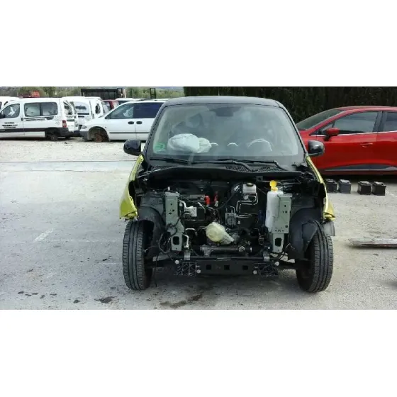 SMART FORFOUR '2015 BASIS (52KW) (453.042) AMARILLO-NEGRO