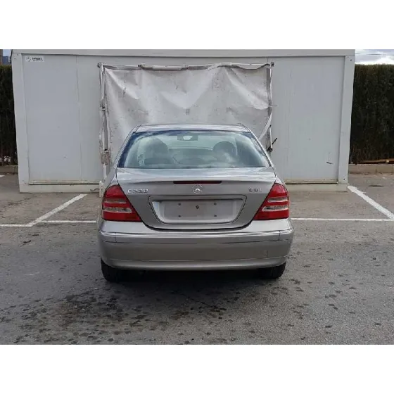 MERCEDES CLASE C (W203) BERLINA '2003 220 CDI (203.006) BEIGE