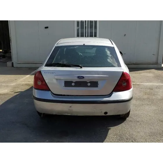 FORD MONDEO BERLINA (GE) '2003 AMBIENTE GRIS